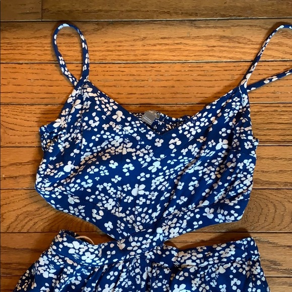 Aerie Blue floral jumpsuit - Picture 4 of 4